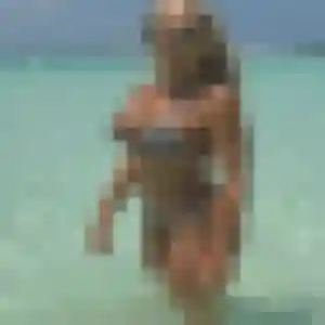 Eden, 21 ans, dispo pour plan cul à Esquerdes