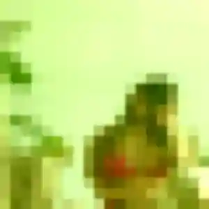 Djenna, 23 ans, connectée à Estrées pour un plan cul