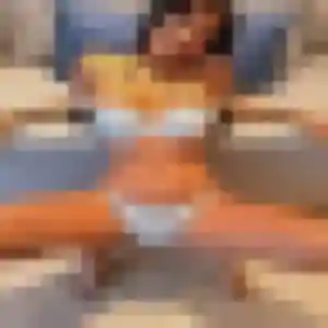 Elina, 28 ans, cherche un plan cul à Eyraud-Crempse-Maurens