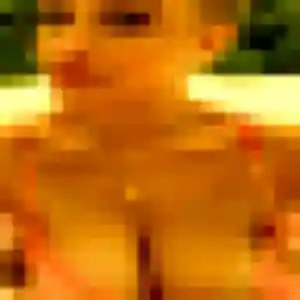 Salome, 29 ans, connectée à Feuquières-en-Vimeu pour une rencontre coquine