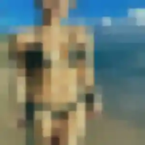 Charmante Charlene, 20 ans à Flins-sur-Seine - voir sa photo