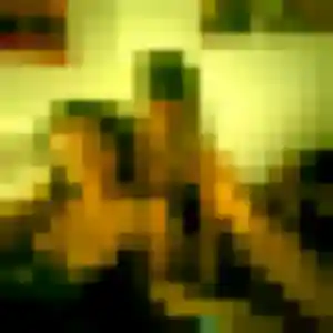 Charmante Elina, 34 ans à Flins-sur-Seine - voir sa photo