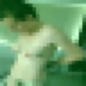 Daphne, 33 ans, connectée à Flize pour un plan cul