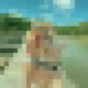 Charmante Safiya, 24 ans à Fontaine-la-Guyon - la contacter