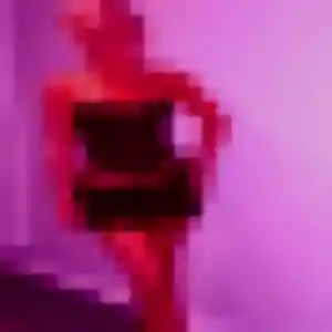 Candice (21 ans) à Forcalquier attend une rencontre ce soir