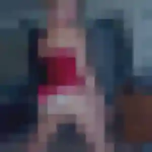 Anouk (32 ans) à Fraisans attend une rencontre ce soir