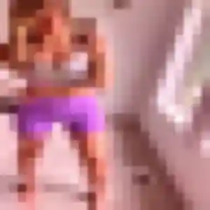 plan cul à Garennes-sur-Eure : photo de Clarisse, 20 ans - accès libre