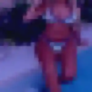 Elya, 29 ans, dispo pour plan cul à Gimel-les-Cascades