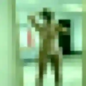 Photo de Colombe à Glaire (22 ans) - plan cul anonyme