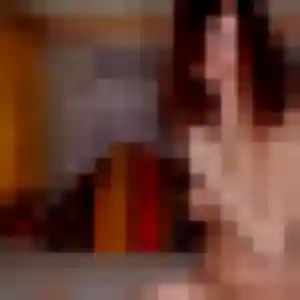 Charmante Alissa, 35 ans à Glandon - la contacter
