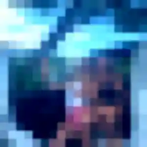 Safiya, 20 ans, en ligne à Glisolles pour une rencontre coquine