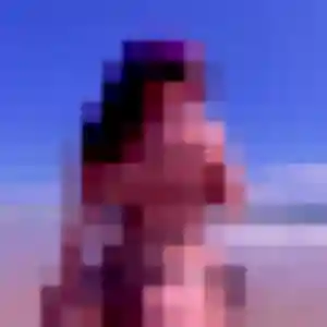 Rejoins Safiya, 19 ans à Goxwiller en privé