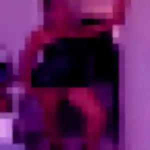 Faustine, 34 ans, dispo pour plan cul à Grandpuits-Bailly-Carrois
