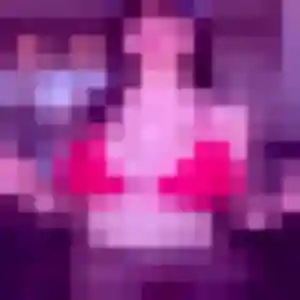 Capucine, 20 ans, en ligne à Grigny pour une rencontre coquine