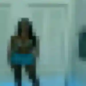 Contacte Capucine, 38 ans à Groix gratuitement