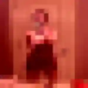 Eglantine, 23 ans, connectée à Guessling-Hémering pour un plan cul