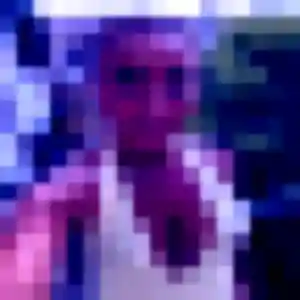 Olivia de Hoffen, 37 ans - plan cul discret