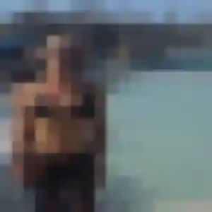 Ninon, 27 ans, disponible à Holque pour un plan cul