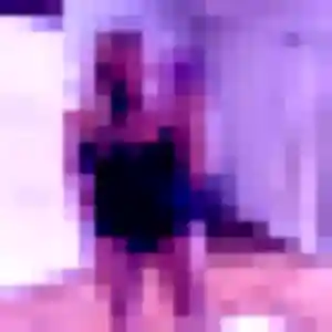Salome, femme de 31 ans cherche plan cul à Holving
