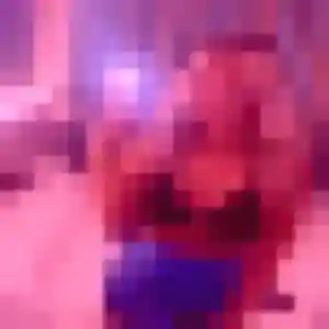 Flore, fille de 25 ans propose plan cul à Huningue
