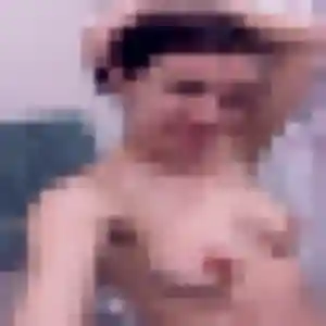 Photo de Charline à Illeville-sur-Montfort (19 ans) - plan cul anonyme