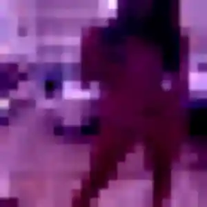 Alix, femme de 35 ans propose plan cul à Incheville