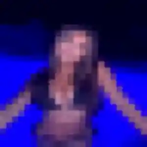 Aya, 28 ans, en ligne à Indre pour un plan cul