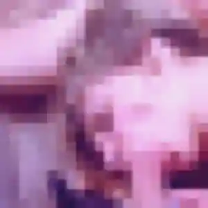 Eleonore, 20 ans, connectée à Isigny-sur-Mer pour une rencontre coquine
