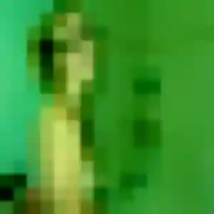 Emna de Izon, 32 ans - plan cul discret