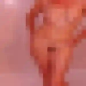Contacte Manelle, 24 ans à Jarnac-Champagne en privé