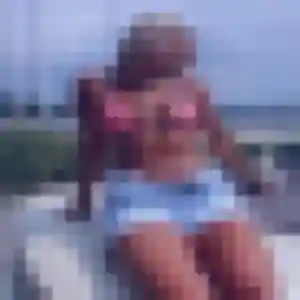 Rencontre Lyana, 20 ans à Jatxou en privé