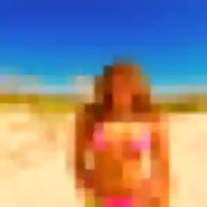 Rejoins Faustine, 22 ans à Jeumont gratuitement