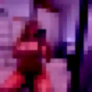 Anouk, 21 ans, dispo pour plan cul à Jourgnac