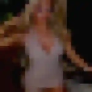 Contacte Elena, 35 ans à Joux-la-Ville en t'inscrivant