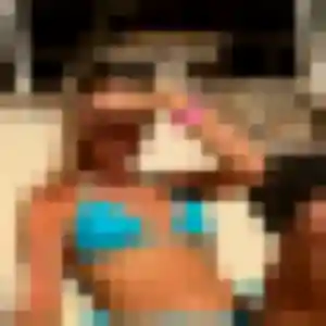 Colombe, femme de 24 ans cherche plan cul à Koungou