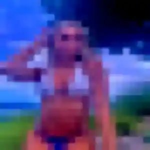 Naya, femme de 24 ans veut plan cul à La Boissière-École