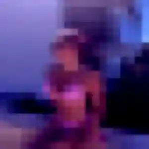 Elina, 30 ans, disponible à La Chapelle-Saint-Sauveur pour une rencontre coquine