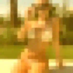 Eden, femme de 24 ans cherche plan cul à La Châtaigneraie