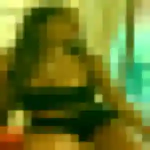 Photo exclusive de Ilana, 21 ans à La Couarde-sur-Mer - plan discret