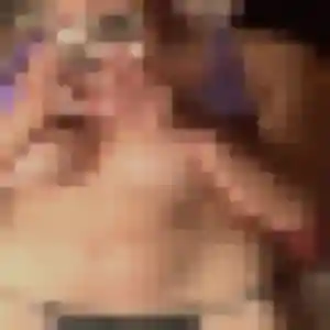 Photo exclusive de Alina, 20 ans à La Douze - plan discret