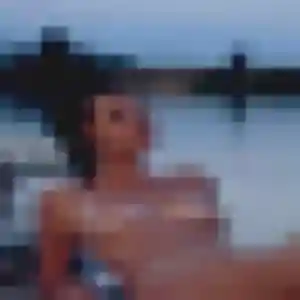 Alix, femme de 28 ans propose plan cul à La Ferté-Saint-Cyr