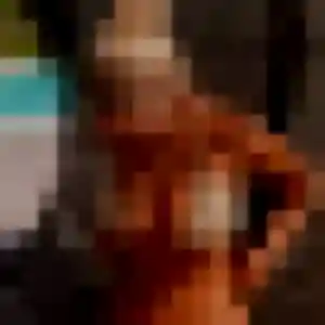 Safiya de La Gacilly, 23 ans - plan cul discret