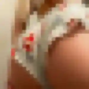 Elena, 25 ans, connectée à La Grande-Motte pour une rencontre coquine