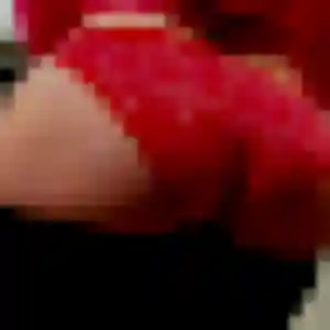 Elina (39 ans) à La Harengère attend une rencontre rapidement