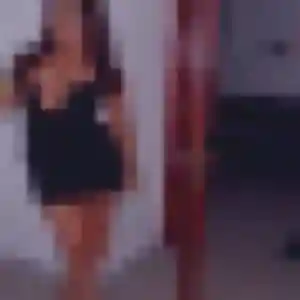 plan cul à La Londe : profil de Zelie, 19 ans - inscription gratuite