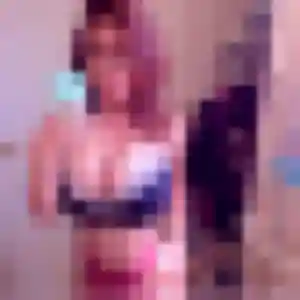 Photo de Axelle à La Magdelaine-sur-Tarn (34 ans) - plan cul sans inscription