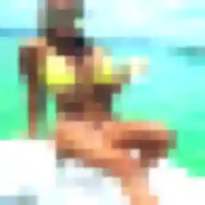 Victoire, fille de 21 ans veut plan cul à La Neuville-Chant-d'Oisel