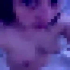 Photo de Enora à La Neuville-en-Hez (24 ans) - plan cul discret