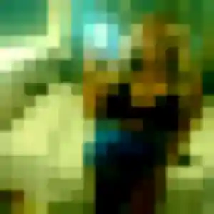 Emna, 33 ans, connectée à La Remuée pour un plan cul