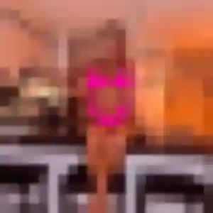 Profil de Viviane à La Valla-en-Gier (34 ans) - plan cul discret